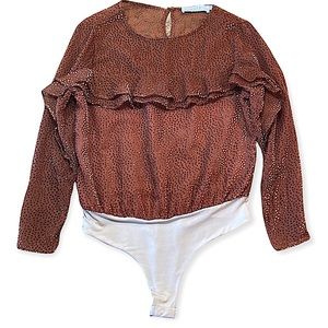 ASTR NWOT Sheer Ginger Bodysuit with Ruffle S